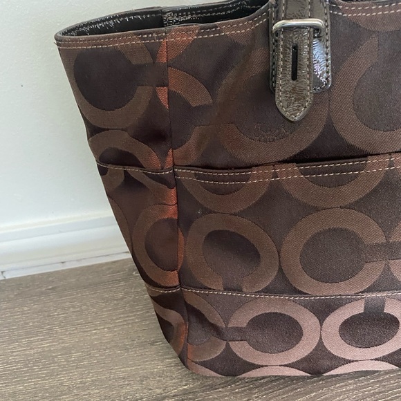 Coach Handbag - Picture 3 of 7